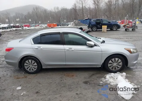 2010 Honda Accord 2.4 Lx из США, поврежденный, VIN 1HGCP2F32AA033262